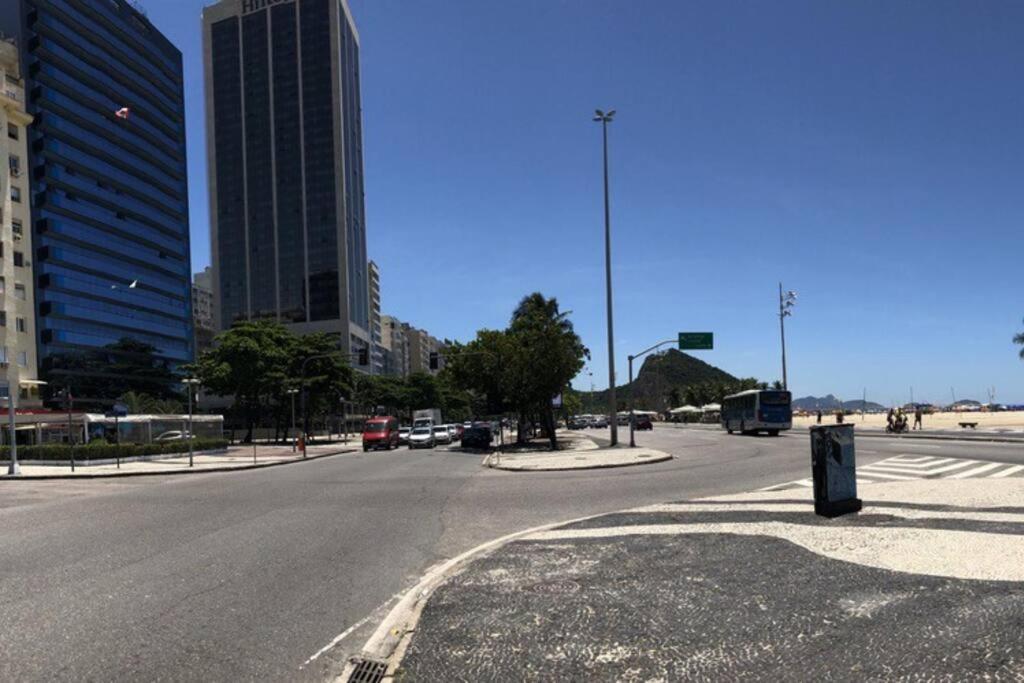 Apartamento Loft Em Copacabana - Vista Mar E Fogos Do Reveillon *