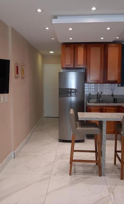 Apartamento Loft Em Copacabana - Vista Mar E Fogos Do Reveillon *